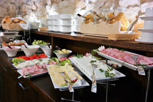 Φαγητό σε αυτό το ξενοδοχείο ή κάπου εκεί κοντά