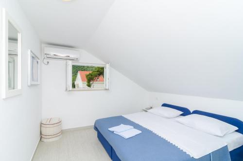 Una cama o camas en una habitación de Hanas Dream Places