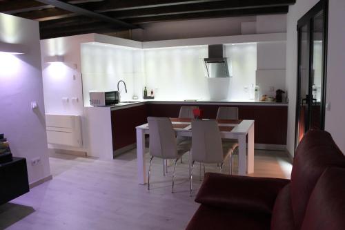 Dapur atau dapur kecil di Apartaments y Habitacions Entre Volcans