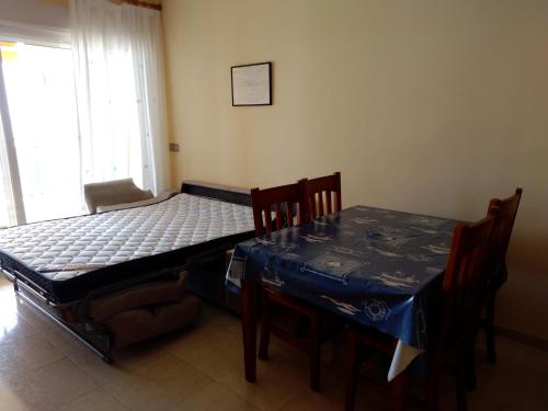 Apartamento con aire acondicionado en 1ª linea de playa edificio Molí de Vent