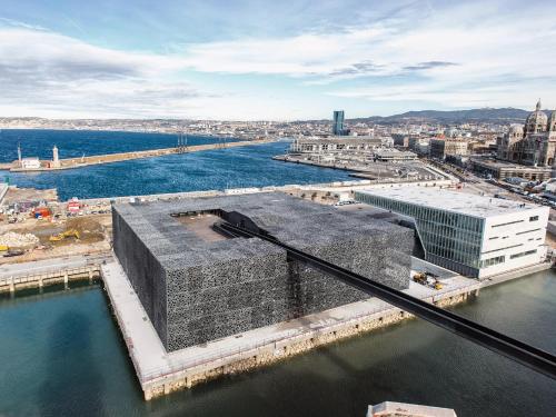 an aerial view of a river and a city at Casa Cacao près plage et vélodrome in Marseille