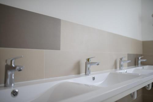 Koupelna v ubytování Apart & Hostel Konjic