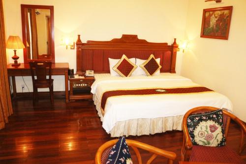Gallery image of Central Hotel in Quang Ngai