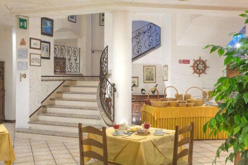 Foto dalla galleria di Hotel K2 a Numana