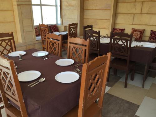 Un restaurant sau alt loc unde se poate mânca la Hotel Classic Jaisalmer