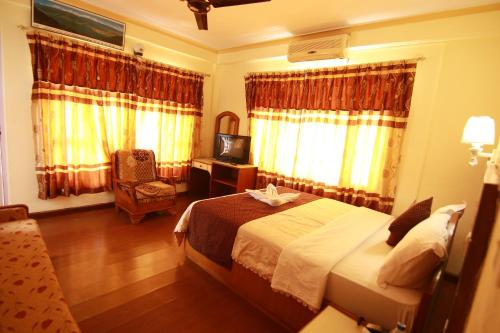 Gallery image of Hotel Himalayan Inn in Pokhara