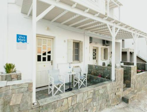 Gallery image of Viva Mare Traditional Studios in Astypalaia