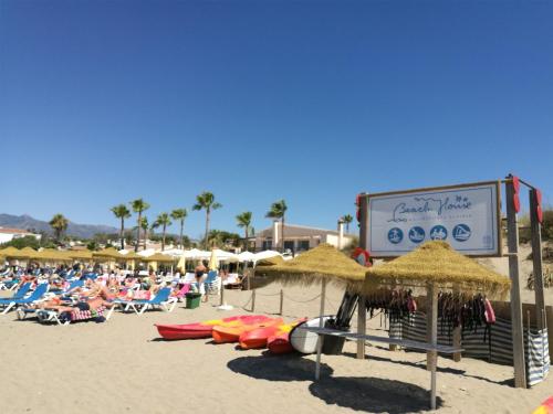Elviria Beach Pool, Gardens & 5-Min Walk to the Beach