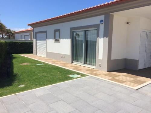 Gallery image of Villa Golf 10 in Amoreira