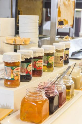 Mad på hotellet eller i nærheden