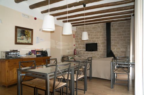 Dapur atau dapur kecil di Vilosell Wine Hotel