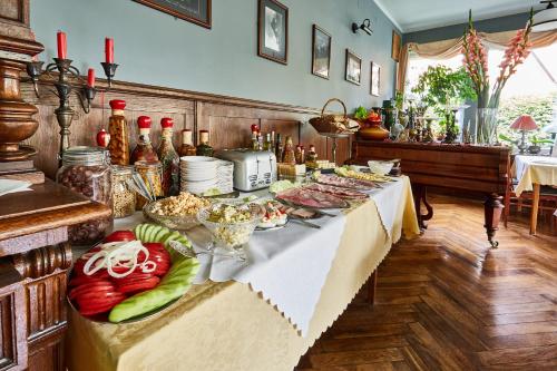 Jídlo v penzionu nebo okolí