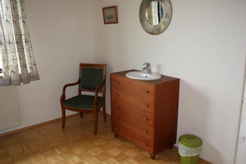 Gallery image of Guesthouse Gimbur in Reykjarholl