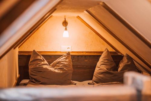 Postel nebo postele na pokoji v ubytování Apartment Altes Hinterhäusel