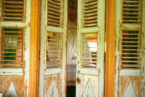 Foto dalla galleria di Les Bananes Vertes Ecolodges a Saint-Claude