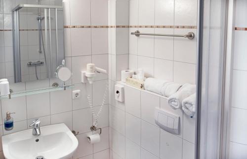 Koupelna v ubytování Hotel Jess am Meer