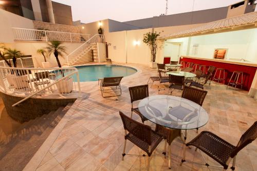 Πισίνα στο ή κοντά στο Hotel Caiuá