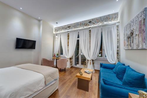 Gallery image of 1844 Suites Syros in Ermoupoli