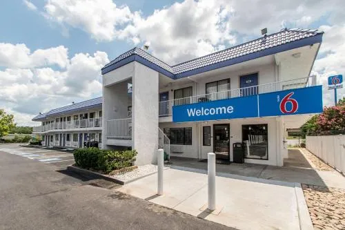 Motel 6-Norcross, GA - Atlanta Northeast in Sandy Springs