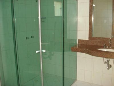 Koupelna v ubytování Flamboyant Suite Hotel