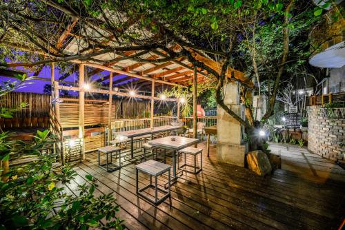 Κήπος έξω από το Zebrina Guest House
