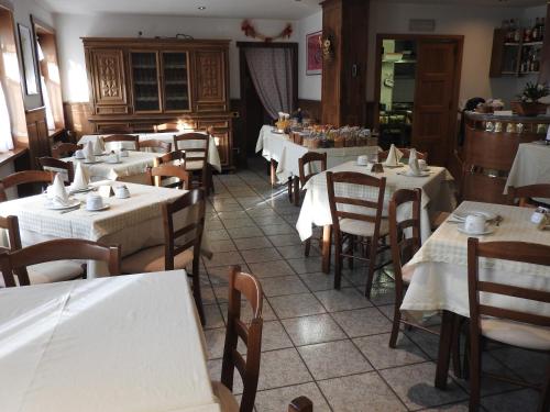 Restaurace v ubytování Hotel Le Clocher