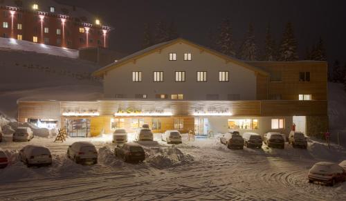 Zgradba, v kateri se nahaja hotel