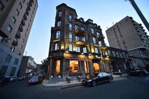 Budova, kde se hotel nachází