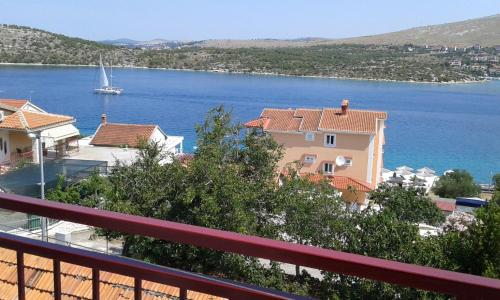 Apartments Šparada Mladen