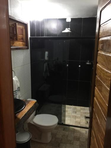 Bilik mandi di Villa Salgado
