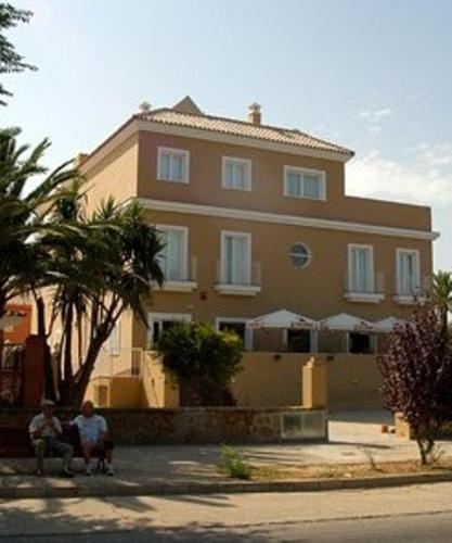 Το κτήριο όπου στεγάζεται  το ξενοδοχείο