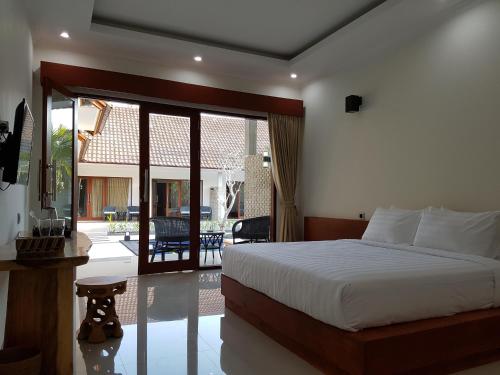 吉利特拉旺安的住宿－松樹別墅酒店，相簿中的一張相片