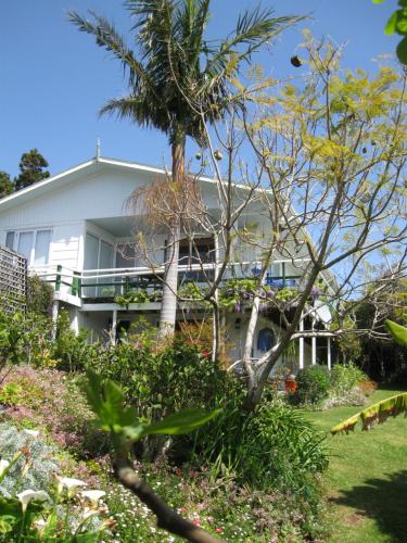 En have udenfor Aimeo Cottage