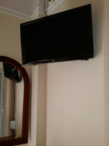 تلفاز و/أو أجهزة ترفيهية في Hotel Andreou