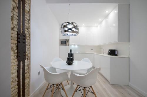 Gallery image of BiBo Suites Gran Vía in Granada