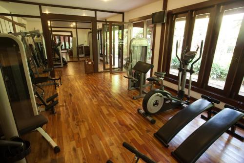 The fitness center and/or fitness facilities at Green Park Boutique Hotel