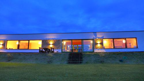 Studio na "Tęczowym Wzgórzu"