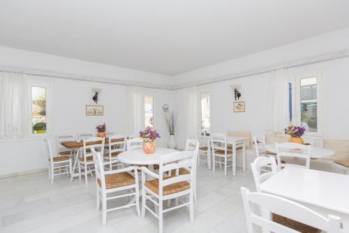 Posezení v ubytování Galini Hotel