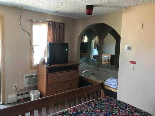 Μια τηλεόραση ή/και κέντρο ψυχαγωγίας στο Capri Motel