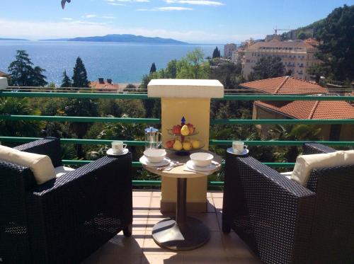 Piano Nobile & Penthouse in Villa Near Beach – Fotos 2