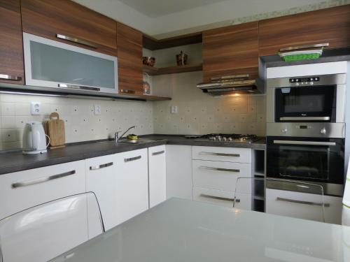 Dapur atau dapur kecil di Apartment Jan