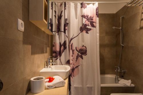 Kylpyhuone majoituspaikassa Casa do Largo