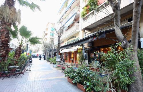 Renovated cozy apartment near to Acropolis