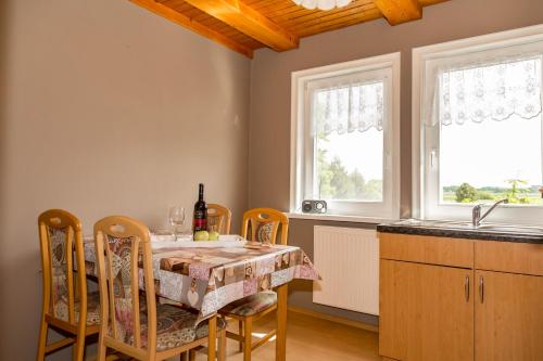 Fotografie z fotogalerie ubytování Familien-Ferienanlage Seefeldt v destinaci Freest