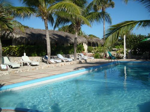 Kolam renang di atau di dekat Hotel Playazul