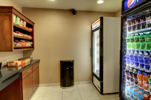 Cobblestone Inn & Suites - Harper – Photos 2