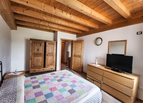 Кровать или кровати в номере Casa Streberi