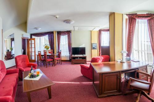 TV/Unterhaltungsangebot in der Unterkunft Hotel Jaskółka