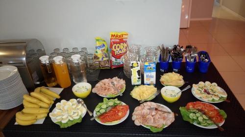 Đồ ăn tại/gần nhà trọ