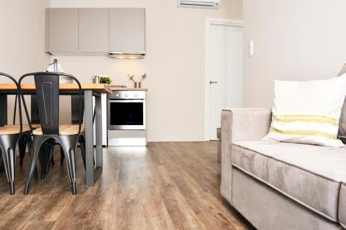 Η κουζίνα ή μικρή κουζίνα στο Athens Connection Apartments